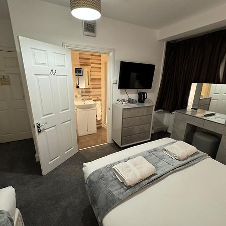 Oakhurst Gatwick B&B Crawley  Luaran gambar