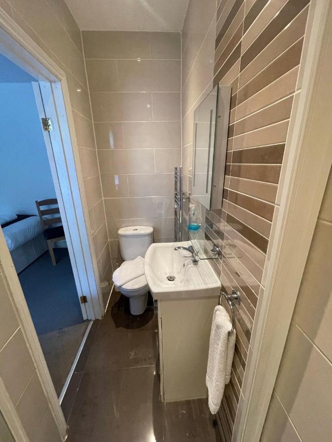 Oakhurst Gatwick B&B Crawley  Luaran gambar